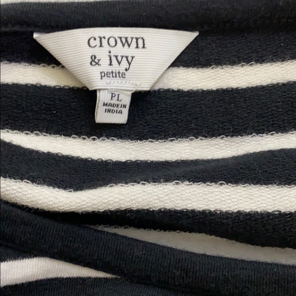Crown & Ivy Striped Blouse - Picture 5 of 5